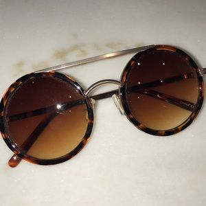 Round brown sunglasses